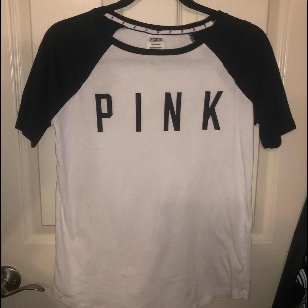 VS PINK baseball tee size S